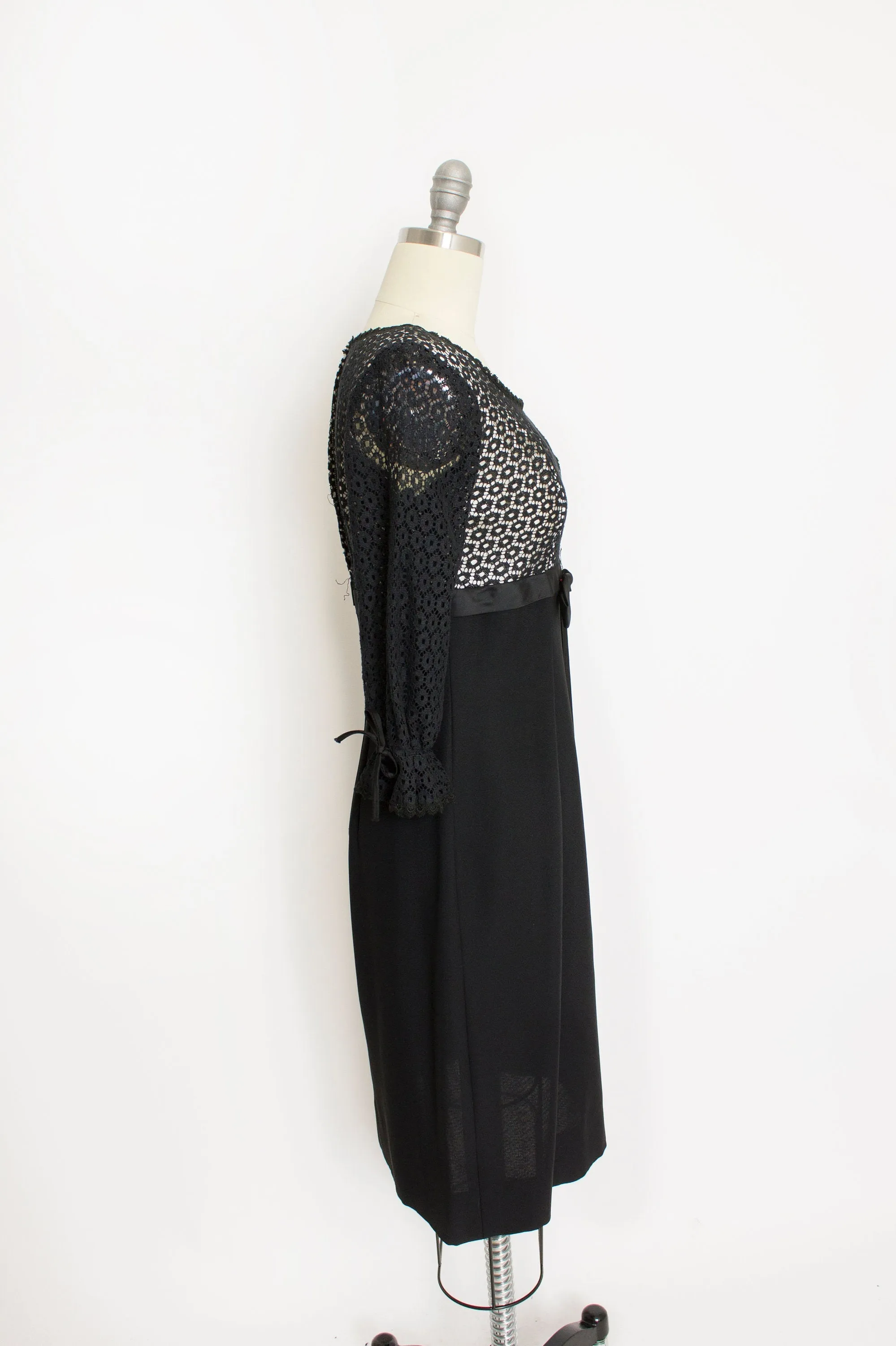 1960s Dress Black Lace Empire Waist Cocktail S