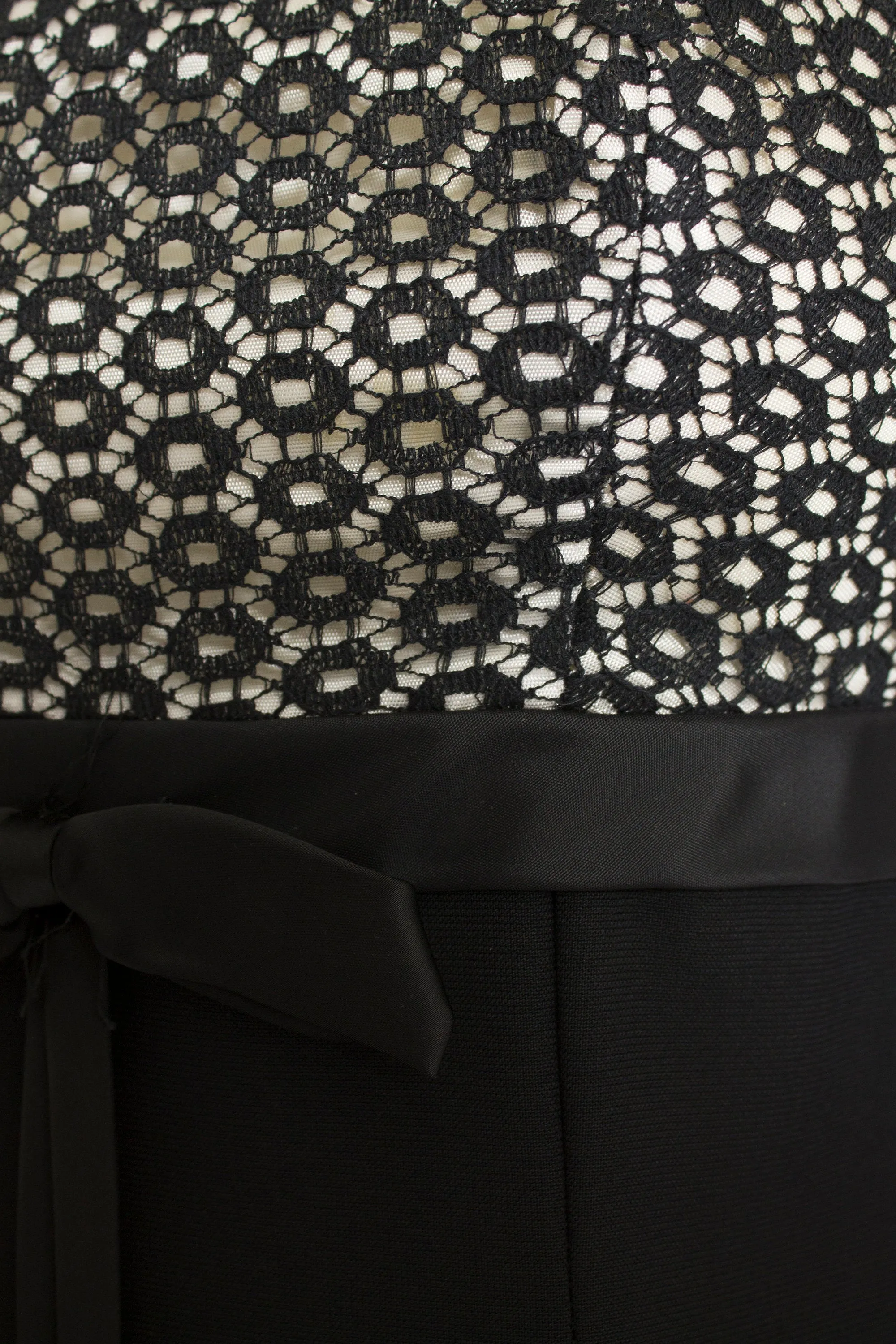 1960s Dress Black Lace Empire Waist Cocktail S