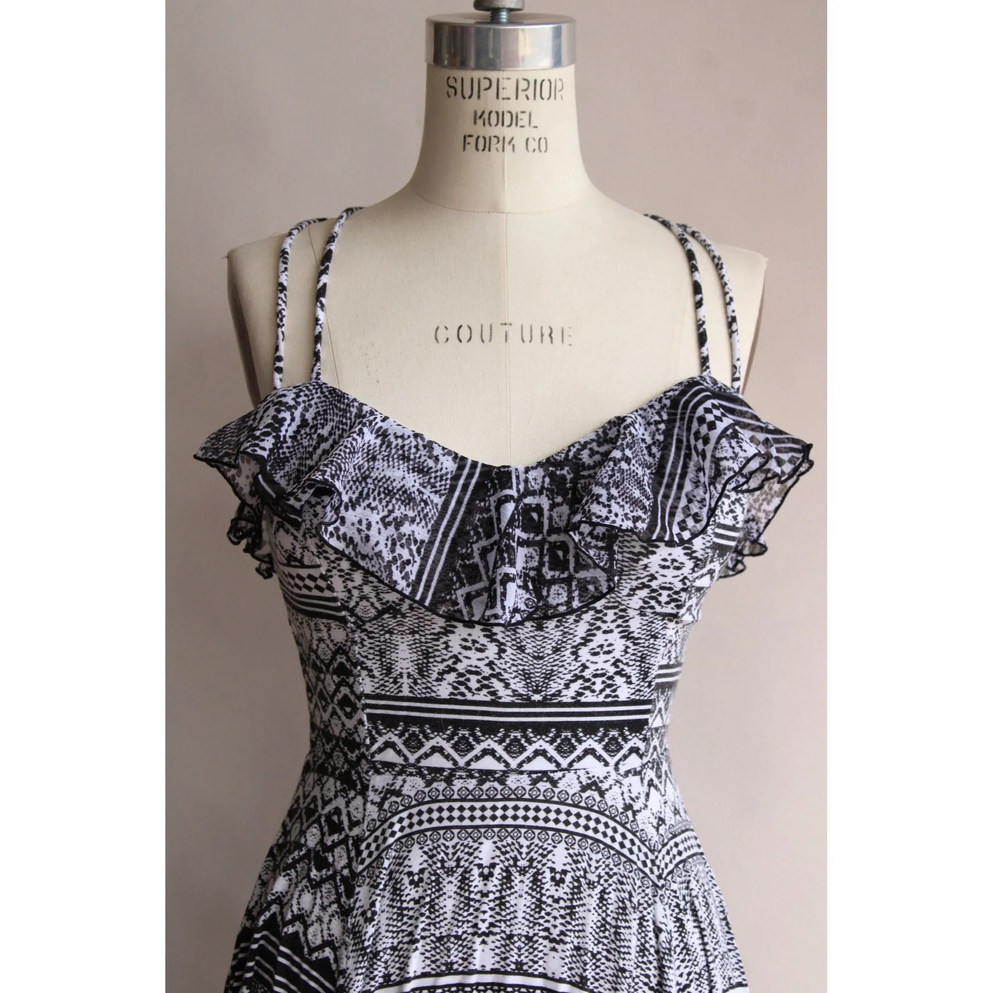Jessica Simpson Dress, Size  S, ruffle top, fit and flare, mini, criss cross back